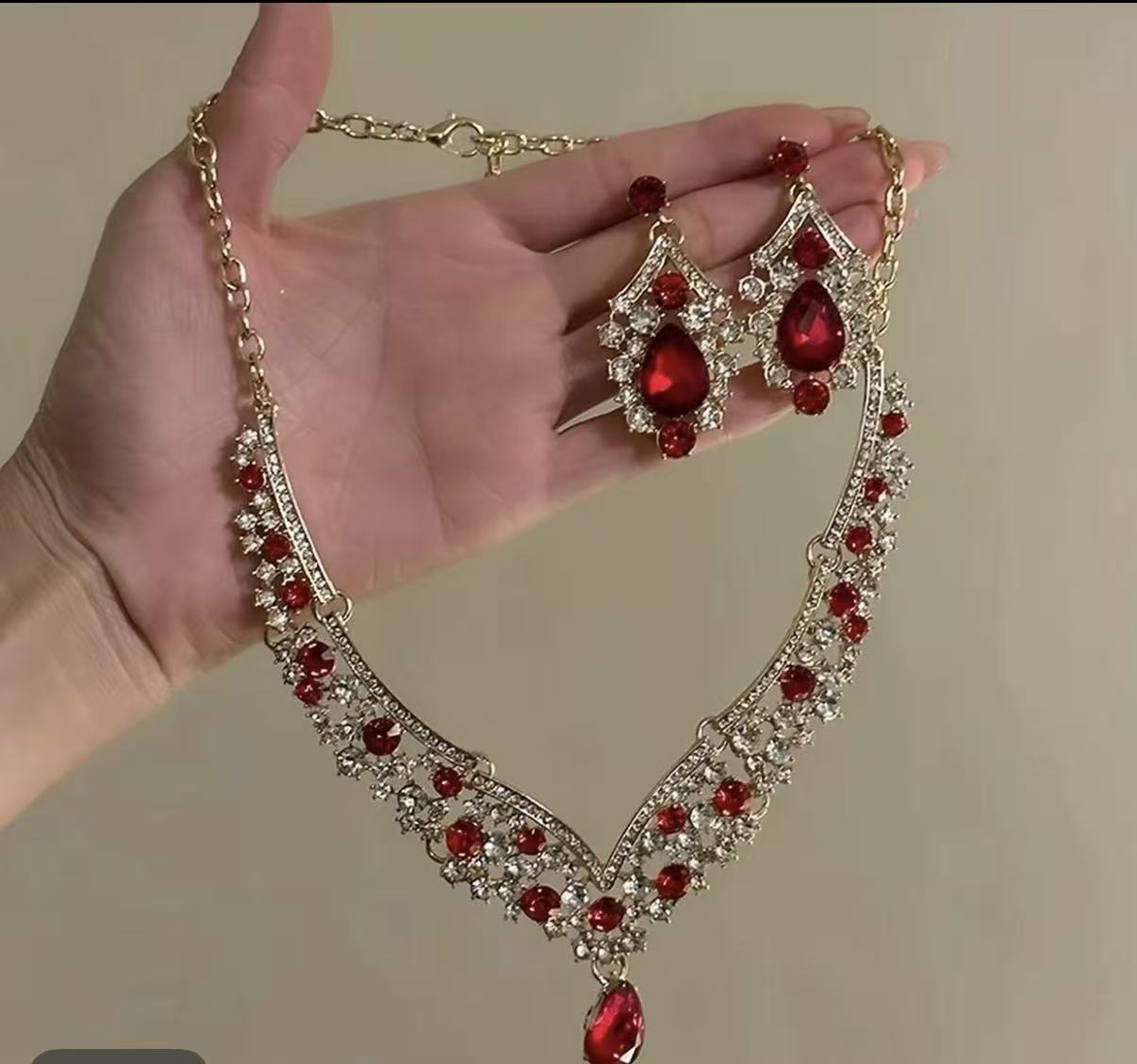 Ruby jewelry set
